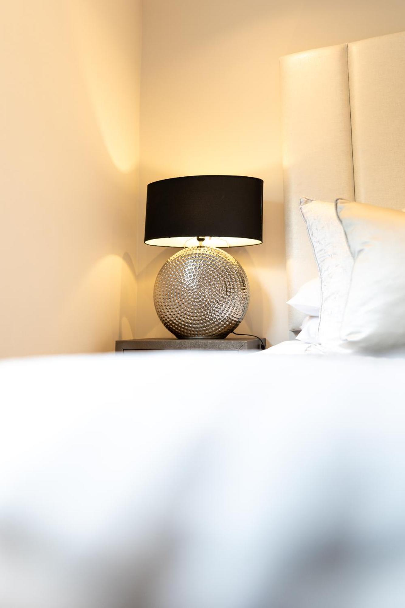 Exclusive Cardiff City Centre Apartment Экстерьер фото