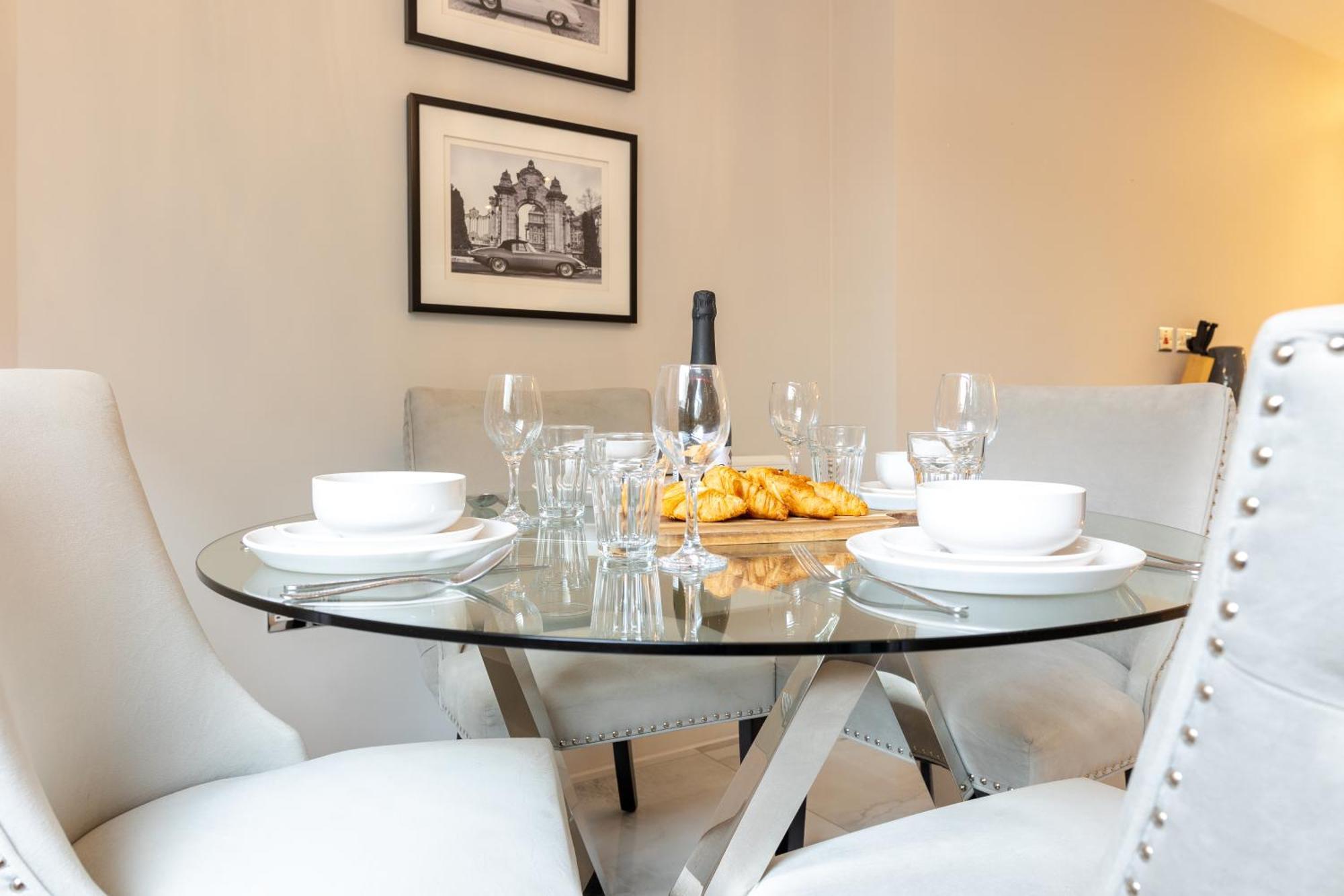 Exclusive Cardiff City Centre Apartment Экстерьер фото